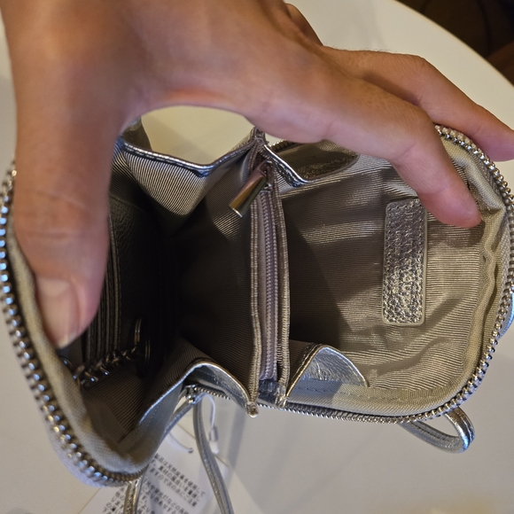 United Arrows (ユナイテッド アローズ) multi use leather phone carrying case,shoulder strap - Picture 7 of 10